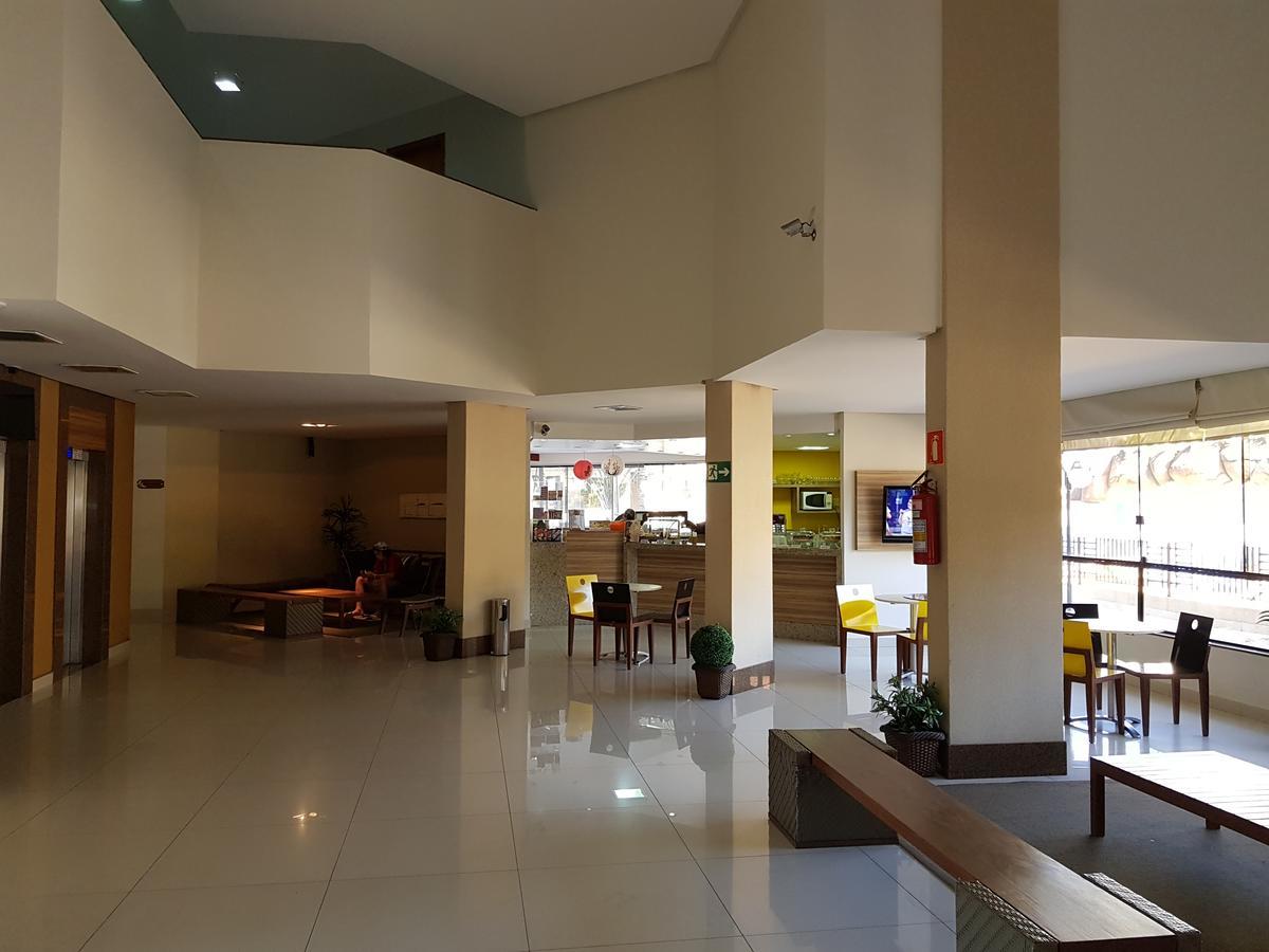 Boulevard Apartment *